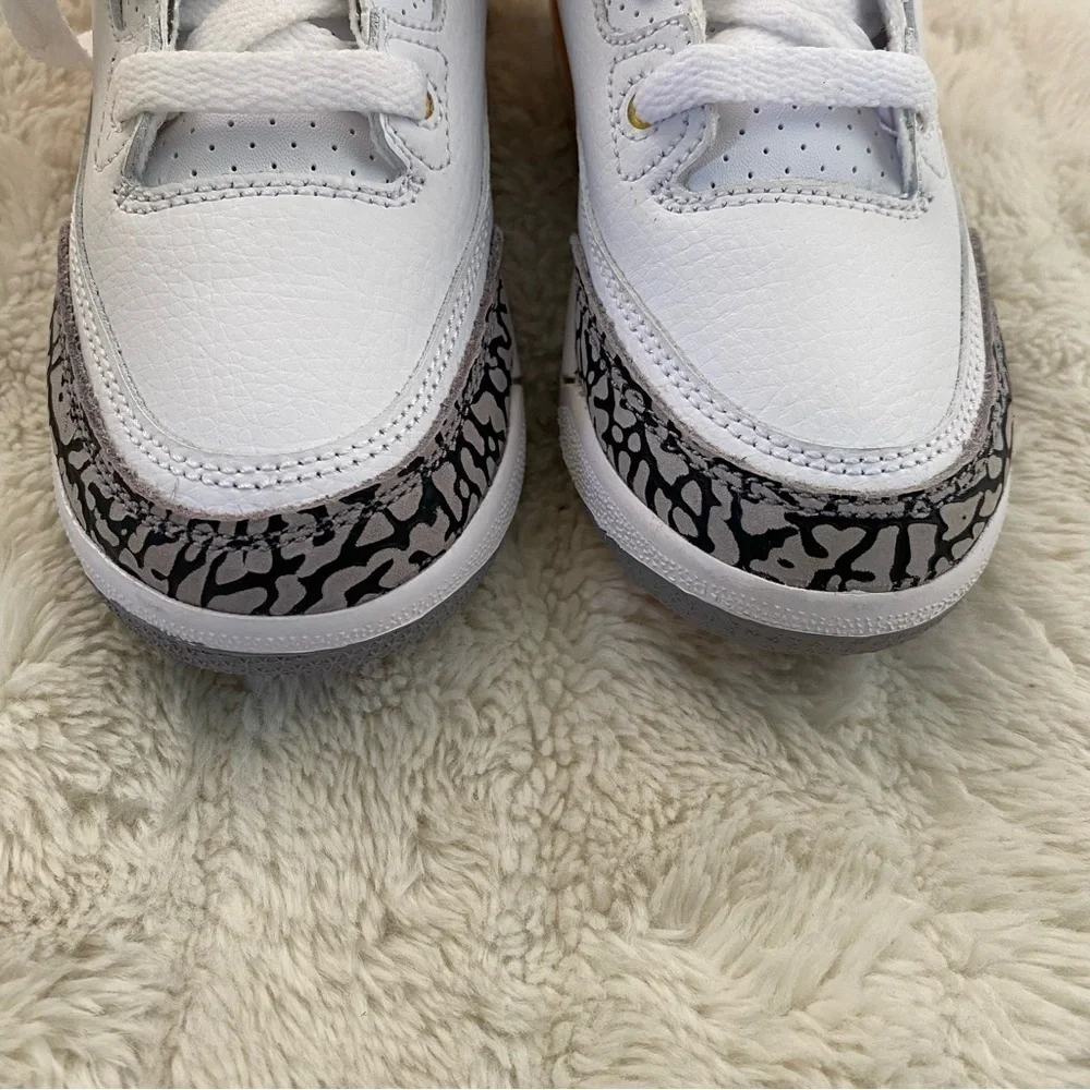 Jordan 3 Retro Laser Orange White Sneakers with Iconic Design Kids (PS)